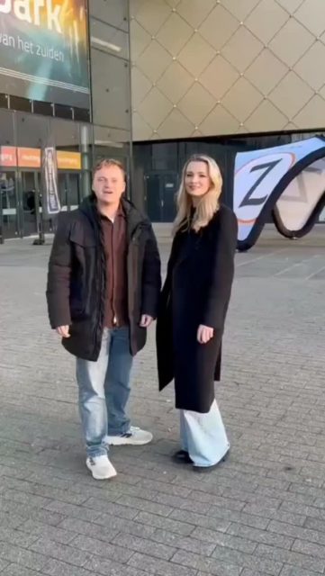 & Inspiratie opdoen💡

Januari is voor ons dé maand om trends te spotten en inspiratie op te doen op diverse beurzen. Zo hebben we tijdens de Promz Product Première van @promz.nl in Breda een hoop leuke items gezien.

👀 Arjan en Demi nemen je mee over de beurs, zodat je zelf een kijkje kunt nemen.

Voor ons was dit een extra bijzondere dag, met het winnen van de award 'Dealer van het jaar' in de categorie Promotioneel textiel / Merchandise 🥳 

Iets leuks gespot? Slide in de DM, mail of bel ons 💌

#merchandise #beursbezoek #promzproductpremiere #trendsspotten #promoproducts